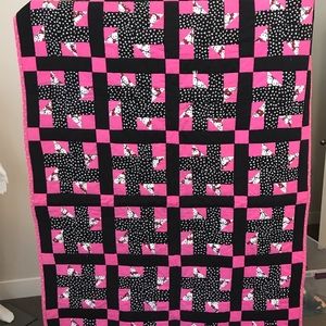 Girls Hello kitty quilt